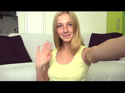❤️ Amikor unatkozom, lustán maszturbálom a rózsaszín puncimat... ❤❌ Pornó videó at hu.oldsex.ru
