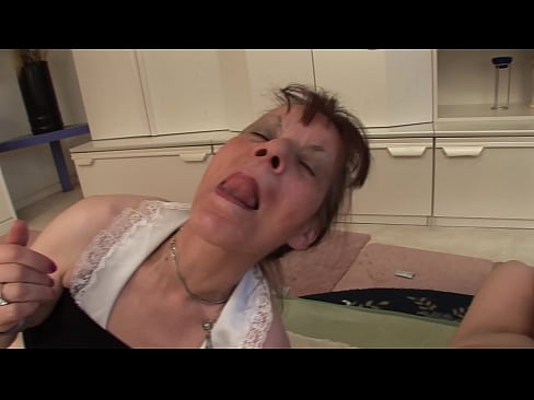 ❤️ Két nagymama és egy nagypapa hármasban ❤❌ Pornó videó at hu.oldsex.ru